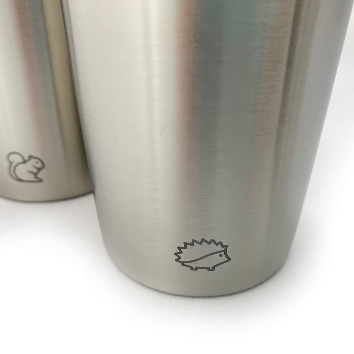 KiNDKiT Kinderbecher 280ml Bär Gravur Edelstahl Detailansicht